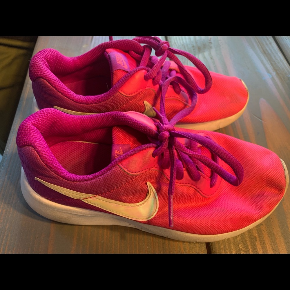 Nike shoes